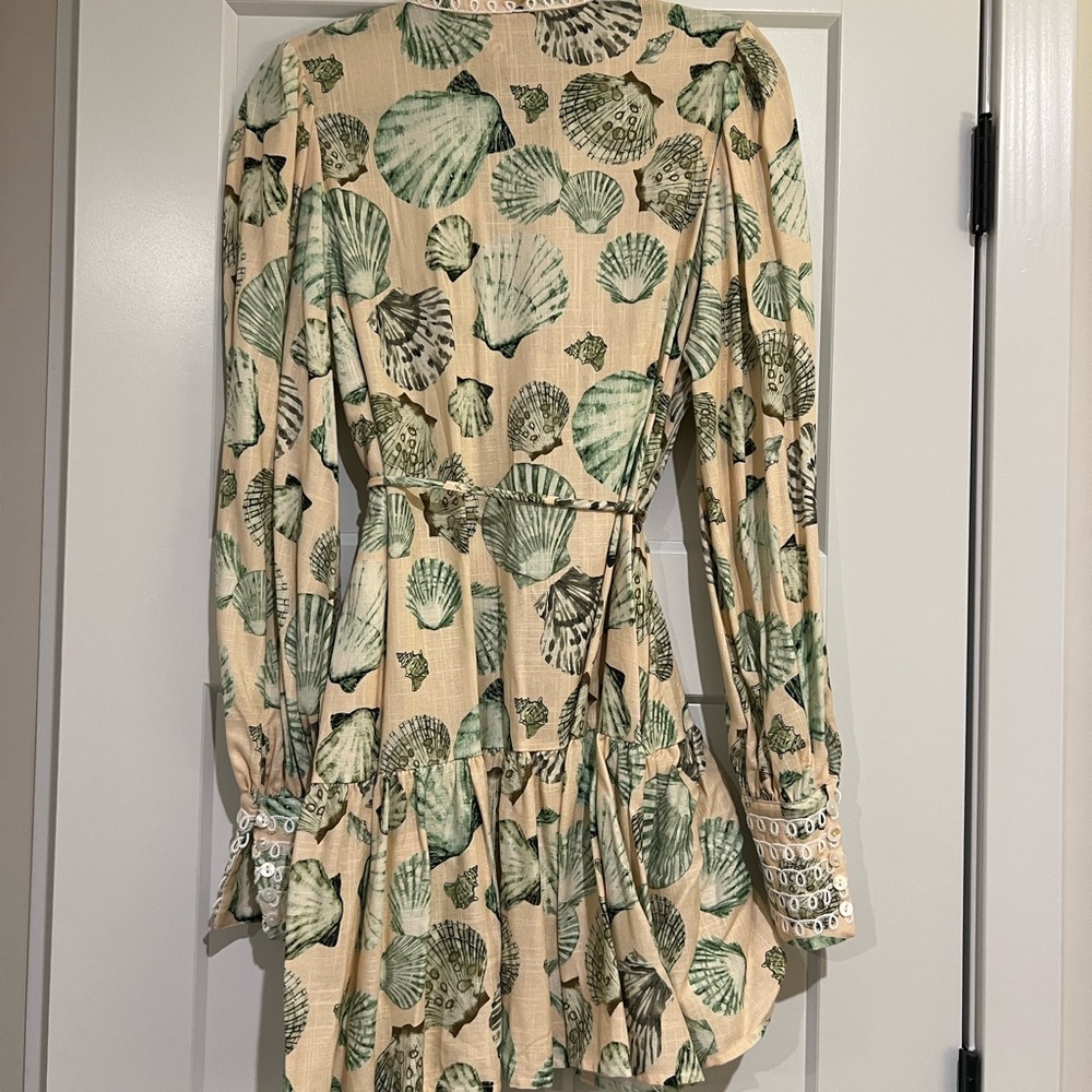 Shell Patterned Button-Up Dress - Picture 2 of 2